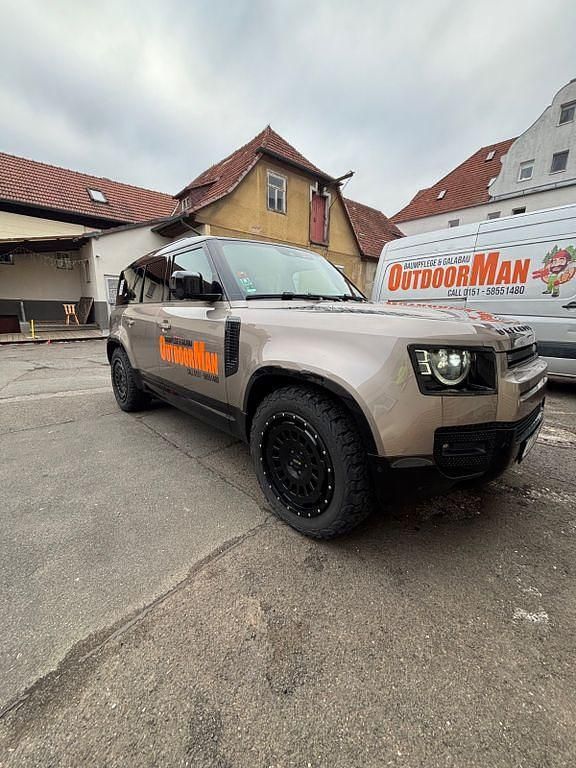 Gebraucht Land Rover Defender SE Dynamic 300 PS (220 kW) 2023 Braun SUV