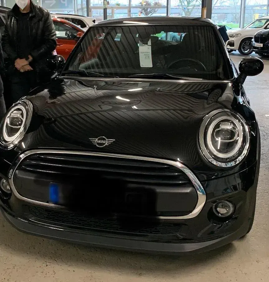 Usata Mini ONE 102 CV (75 kW) 2019 Nero Utilitaria
