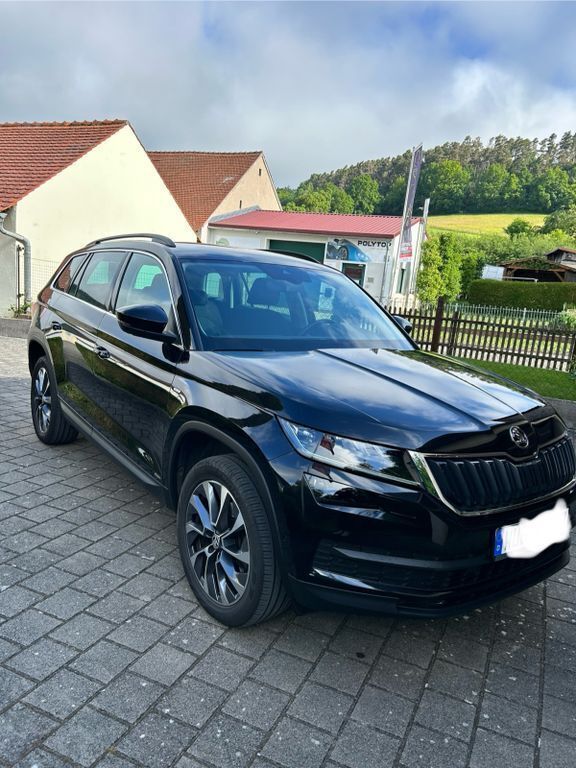 Schwarz Gebraucht 2020 Skoda Kodiaq Drive SUV | 25.300 € (Guter Preis) - Bild 1/4