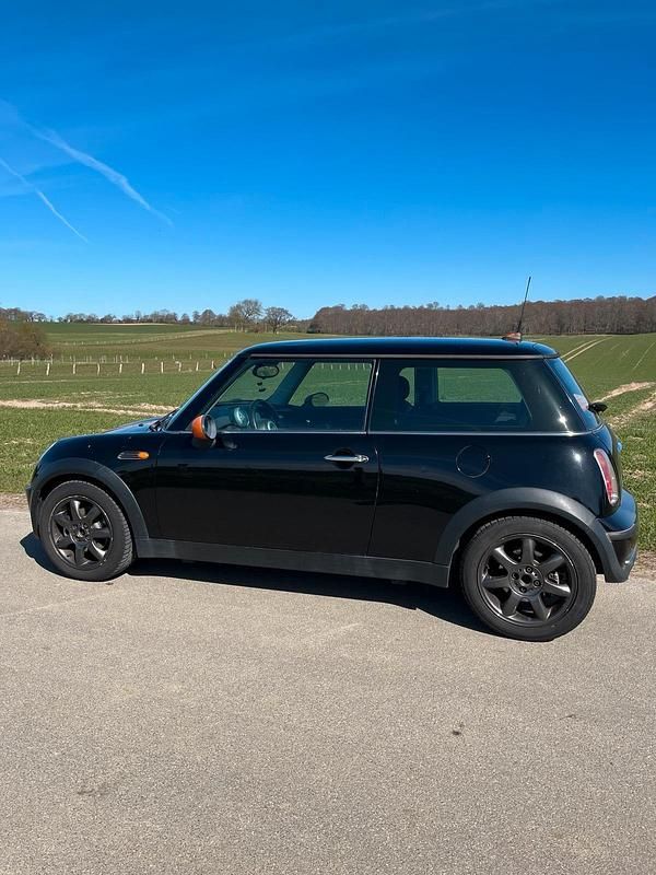 Gebraucht Mini ONE 90 PS (66 kW) 2006 Schwarz Kleinwagen