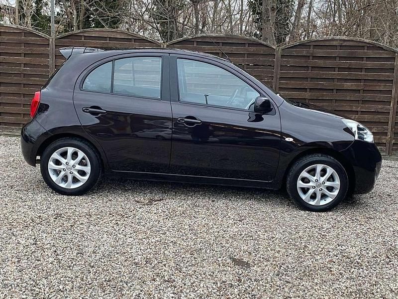 Gebraucht Nissan Micra Acenta 98 PS (72 kW) 2015 Nightshade Kleinwagen