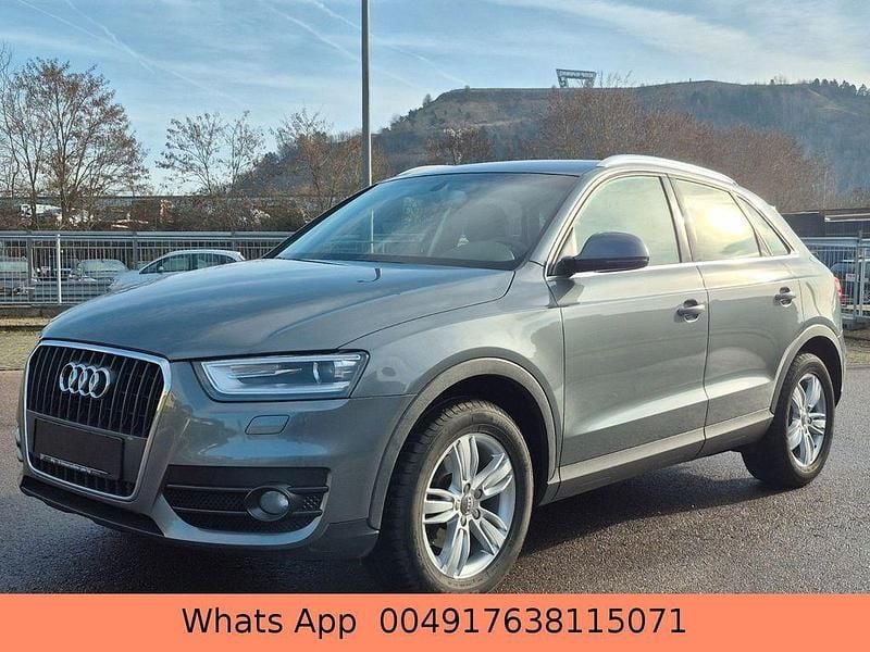 Grau Gebraucht 2012 Audi Q3 Comfort SUV | 12.700 € (Fairer Preis) - Bild 1/4