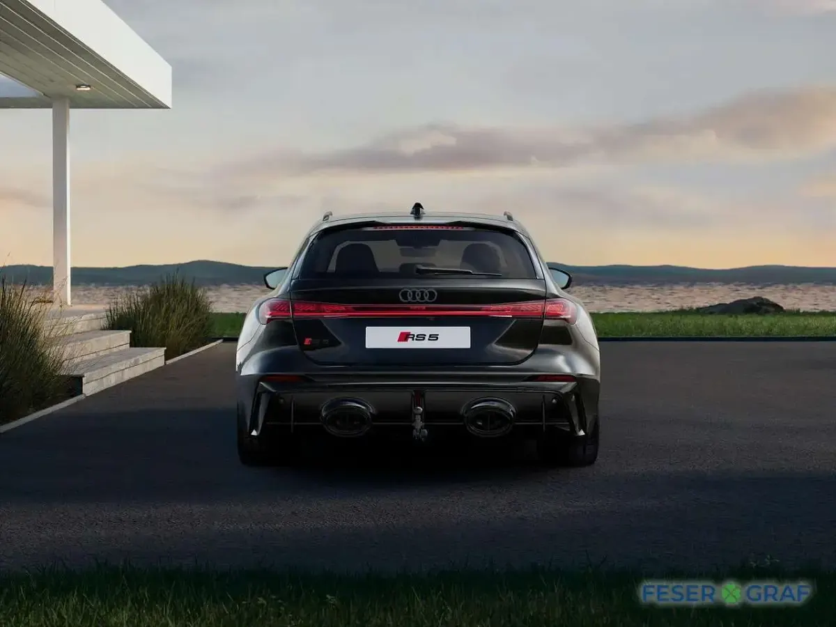 Neu Audi RS5 639 PS (469 kW) 2026 Mythosschwarz metallic Kombi