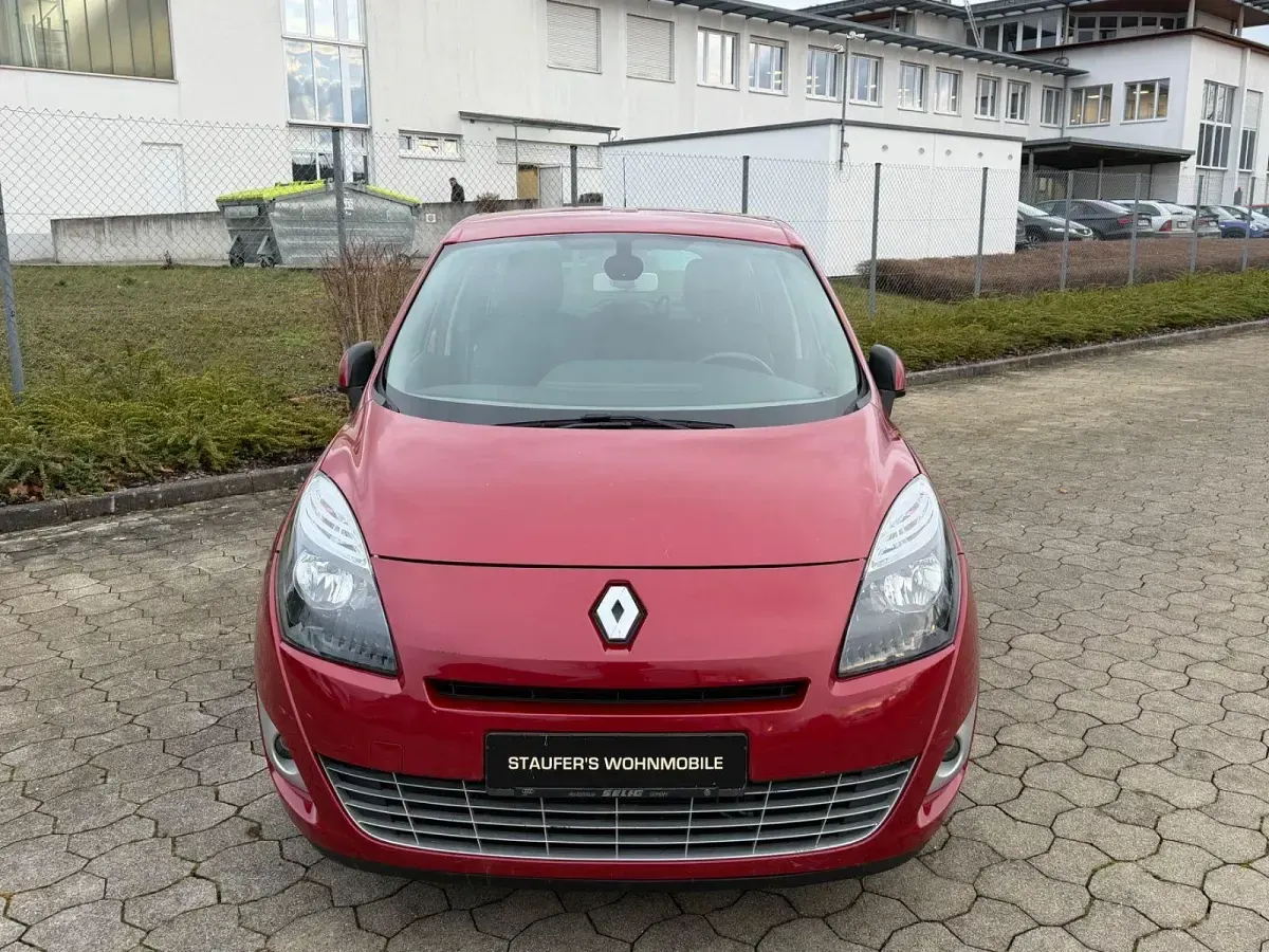Gebraucht Renault Scénic III Dynamique 140 PS (102 kW) 2010 Rot Van / Kleinbus