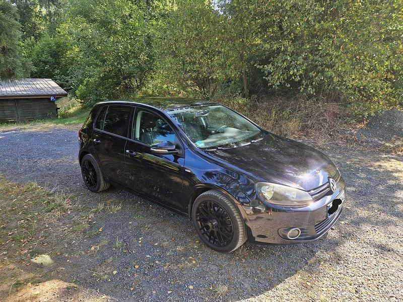 Gebraucht VW Golf VII Match 86 PS (63 kW) 2012 Schwarz Limousine