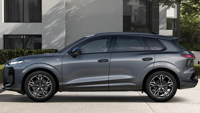 Neu Audi Q3 Ambiente 150 PS (110 kW) 2025 Daytonagrau perleffekt SUV