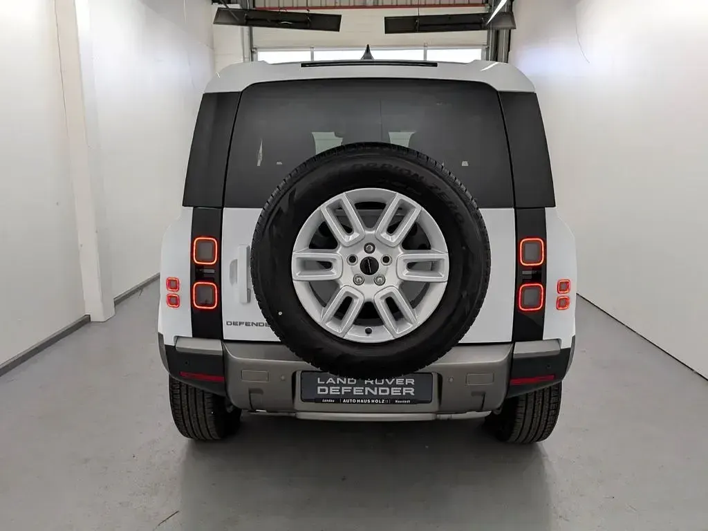 Neu Land Rover Defender S 200 PS (147 kW) 2026 Fuji white SUV