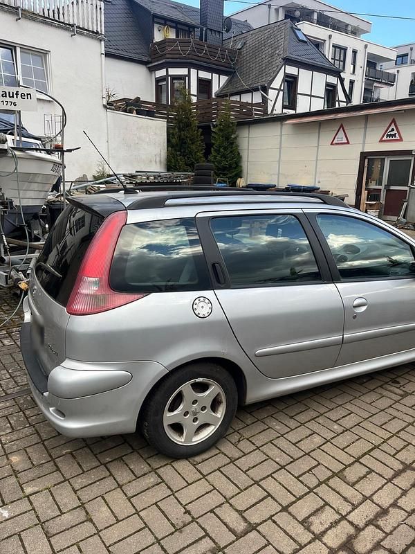Gebraucht Peugeot 206 75 PS (55 kW) 2006 Silber Kombi