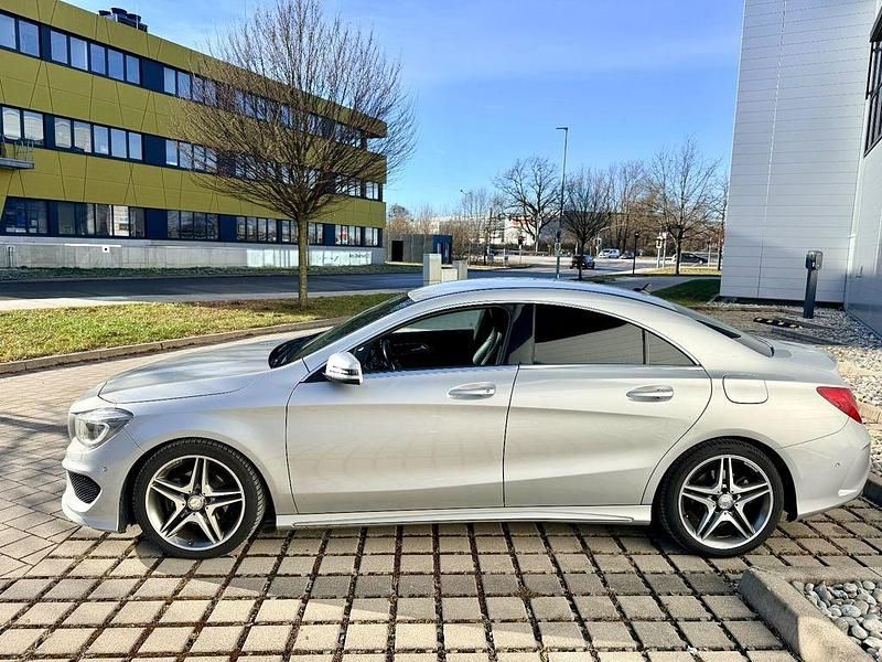 Gebraucht Mercedes CLA200 AMG line 156 PS (114 kW) 2016 Silber Limousine