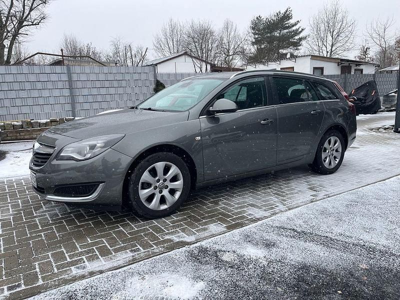Gebraucht Opel Insignia Edition 136 PS (100 kW) 2017 Grau Kombi