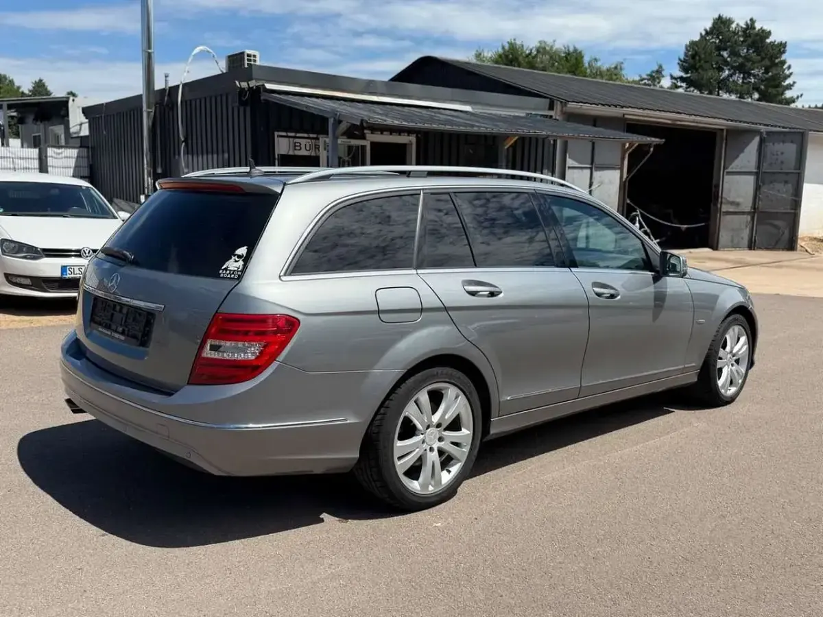 Gebraucht Mercedes C200 184 PS (135 kW) 2012 Grau Kombi