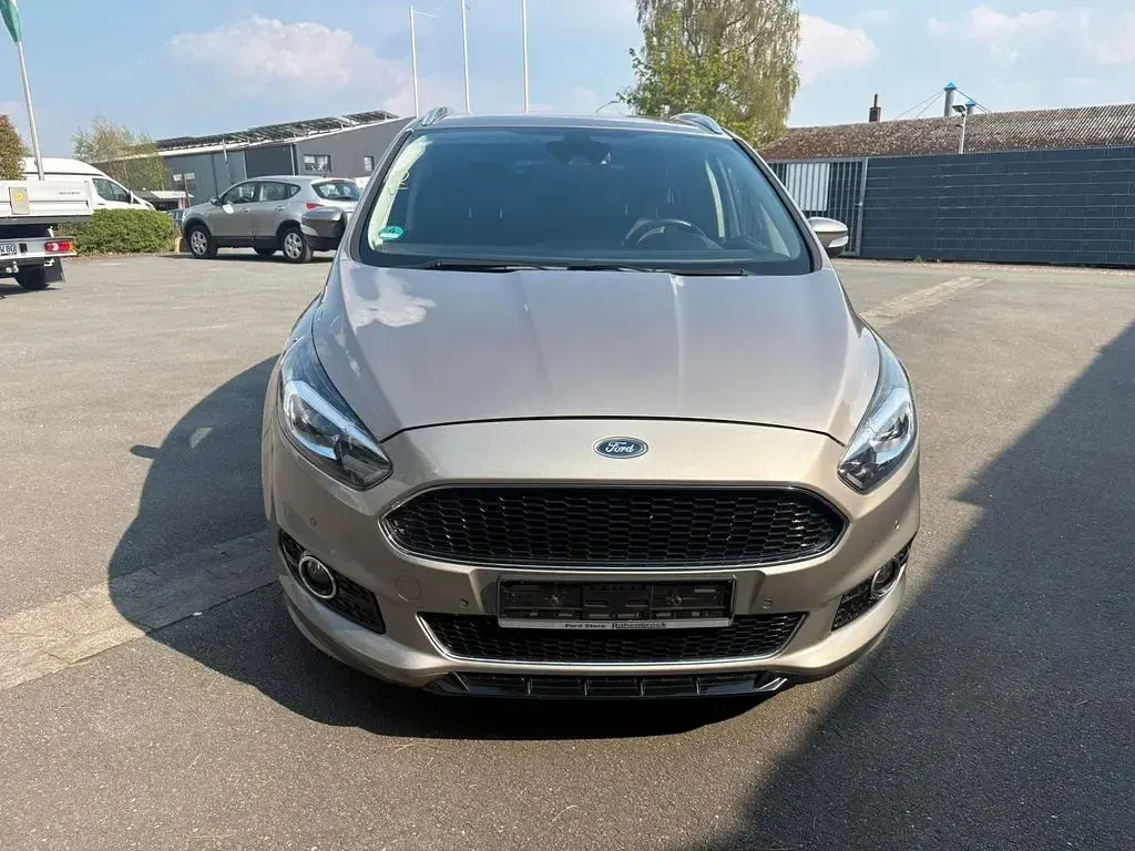 Gebraucht Ford S-MAX Titanium 179 PS (131 kW) 2016 Grau Van / Kleinbus