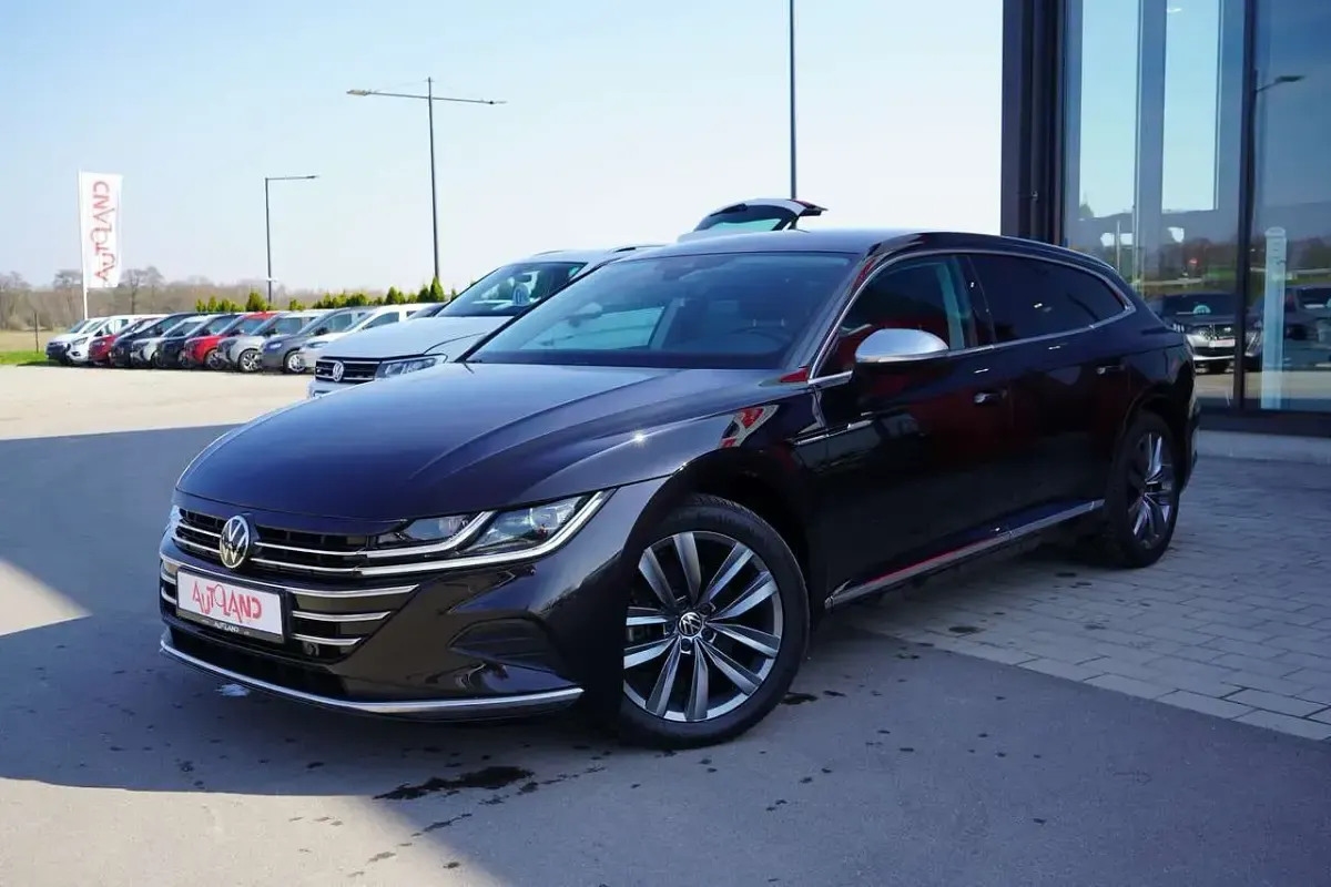 Gebraucht VW Arteon Elegance 190 PS (139 kW) 2023 Schwarz Limousine