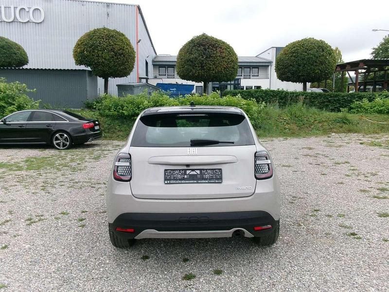 Gebraucht Fiat 600 136 PS (100 kW) 2025 Beige Limousine