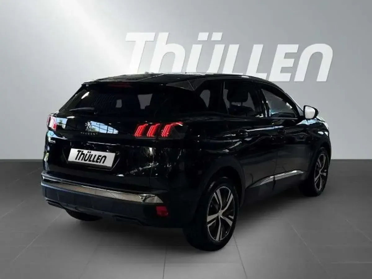 Gebraucht Peugeot 3008 Allure 136 PS (100 kW) 2024 Schwarz SUV