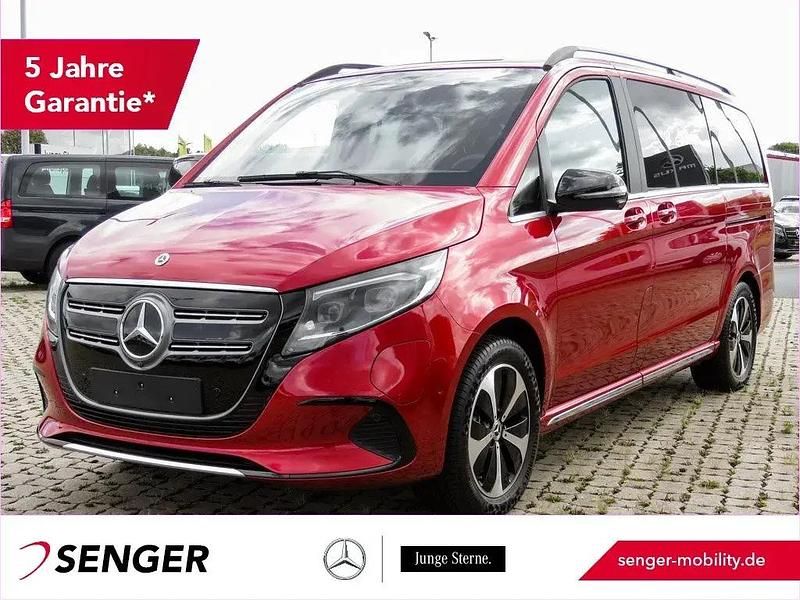 Rot Gebraucht 2024 Mercedes EQV300 Avantgarde | 61.850 € - Bild 1/1