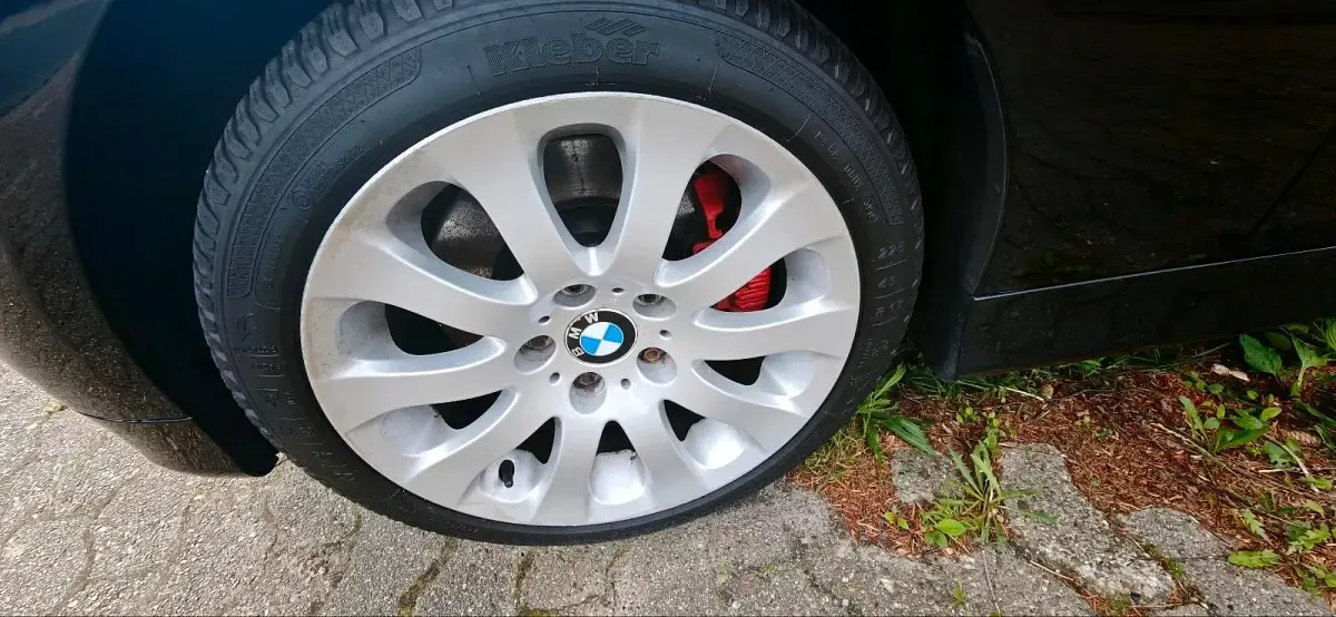 Gebraucht BMW 325 197 PS (144 kW) 2007 Schwarz Kombi