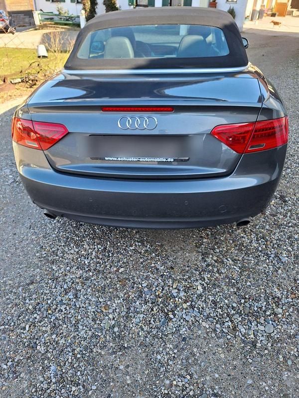 Gebraucht Audi A5 Cabriolet S-Line 170 PS (125 kW) 2012 Grau Cabrio