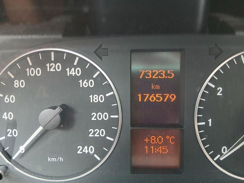 Gebraucht Mercedes A150 Classic 95 PS (69 kW) 2008 Grau Van / Kleinbus