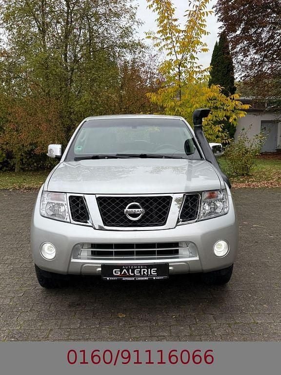 Silber Gebraucht 2013 Nissan Pathfinder XE SUV | 14.900 € (Fairer Preis) - Bild 1/4