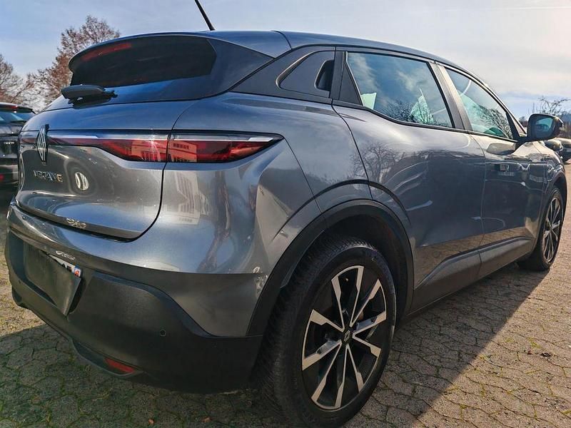 Gebraucht Renault Megane E-Tech 96 kW (131 PS) 2023 Grau Limousine