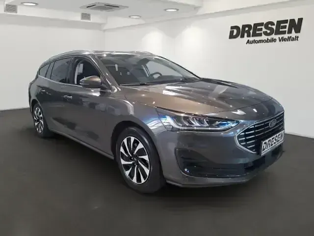 Neu Ford Focus Titanium 125 PS (91 kW) 2026 Metallic) (grau Kombi