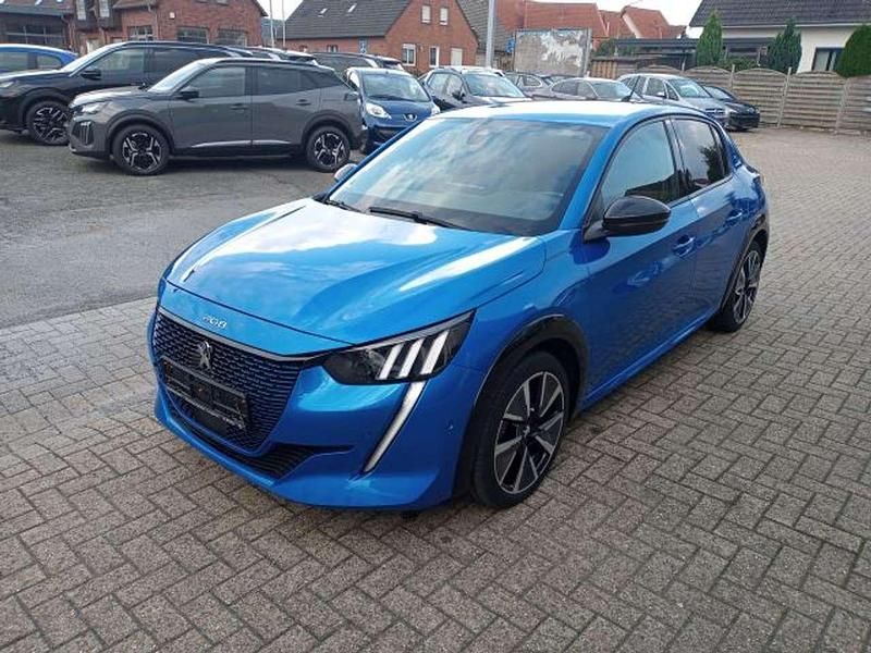 Vertigo blau perlmutt Gebraucht 2021 Peugeot e-208 GT Kleinwagen | 16.450 € (Fairer Preis) - Bild 1/4