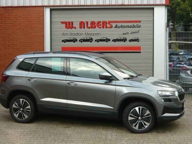 Grau Gebraucht 2023 Skoda Karoq Tour SUV | 30.800 € (Fairer Preis) - Bild 1/4
