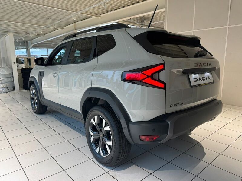 Neu Dacia Duster Extreme 101 PS (74 kW) 2025 Sandsteinbeige SUV