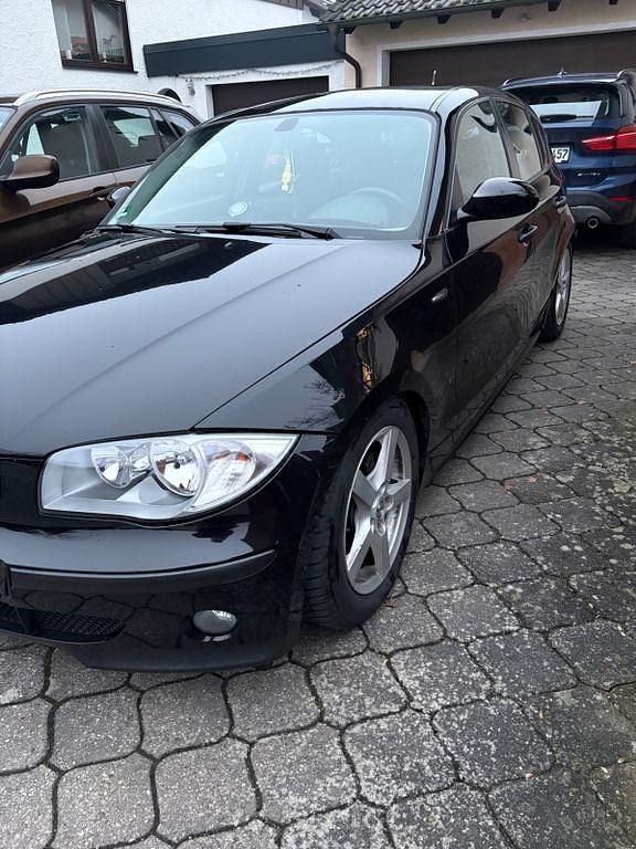 Gebraucht BMW 116 Performance 116 PS (85 kW) 2005 Schwarz Kleinwagen