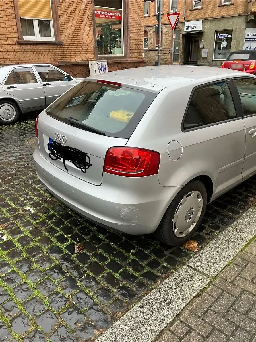 Gebraucht Audi A3 Ambiente 125 PS (91 kW) 2008 Silber Kleinwagen