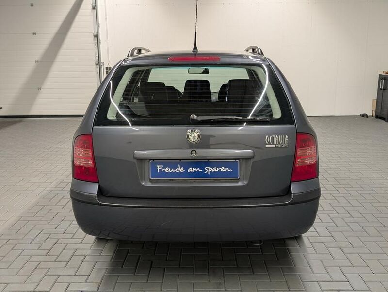 Gebraucht Skoda Octavia 102 PS (75 kW) 2008 Grau (anthracite grau mettalic) Kombi