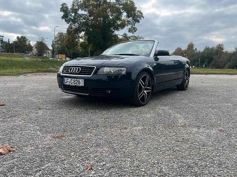 Blau Gebraucht 2005 Audi A4 Cabriolet Cabrio | 3.150 € (Superpreis) - Bild 1/4
