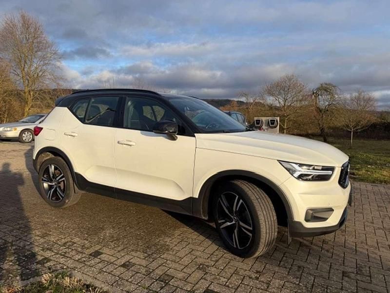 Gebraucht Volvo XC40 R-Design 261 PS (191 kW) 2021 Crystal white SUV
