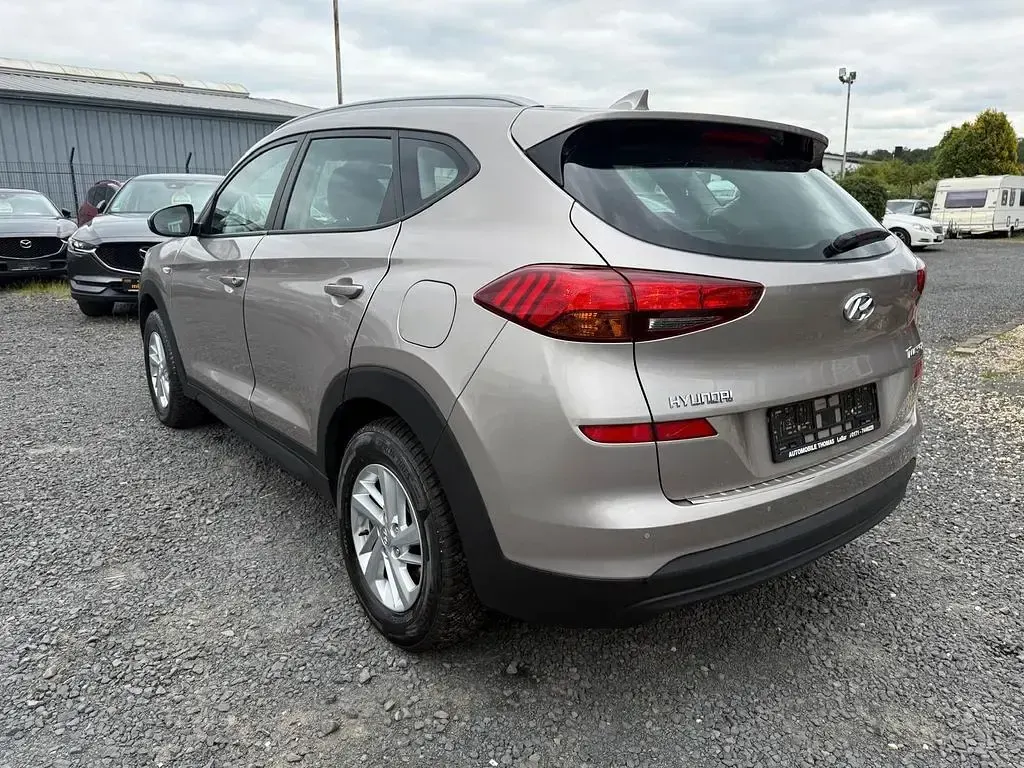 Gebraucht Hyundai Tucson Select 132 PS (97 kW) 2019 Weiß SUV