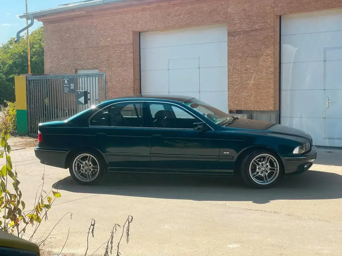 Gebraucht BMW 523 150 PS (110 kW) 1997 Grün Limousine