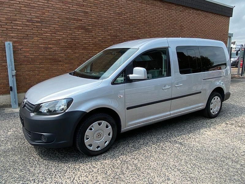 Silber Gebraucht 2014 VW Caddy Maxi Van / Kleinbus | 12.770 € (Fairer Preis) - Bild 1/4