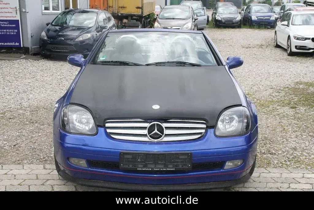 Second-hand Mercedes SLK200 136 CP (100 kW) 1998 Albastru Cabrio