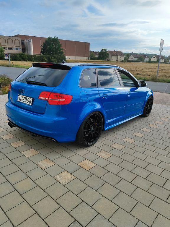 Gebraucht Audi S3 Performance 265 PS (194 kW) 2010 Blau Limousine