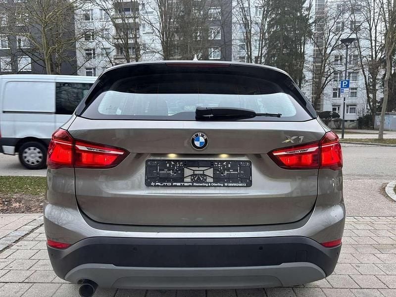 Gebraucht BMW X1 Advantage 136 PS (100 kW) 2016 Platinsilber metallic SUV
