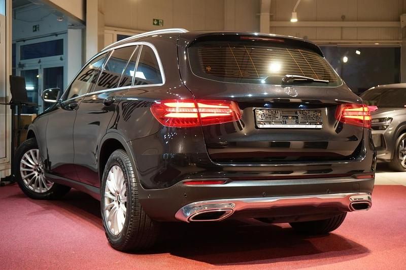 Gebraucht Mercedes GLC220 170 PS (125 kW) 2015 Schwarz SUV