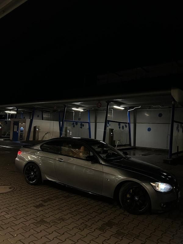 Gebraucht BMW 330 272 PS (200 kW) 2006 Grau Coupé