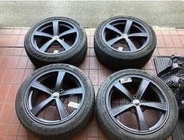 Gebraucht VW Multivan Basis 136 PS (100 kW) 2024 Pure grey Van