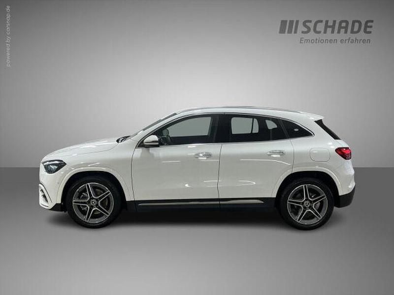 Gebraucht Mercedes GLA200 AMG line 163 PS (119 kW) 2024 Weiß SUV