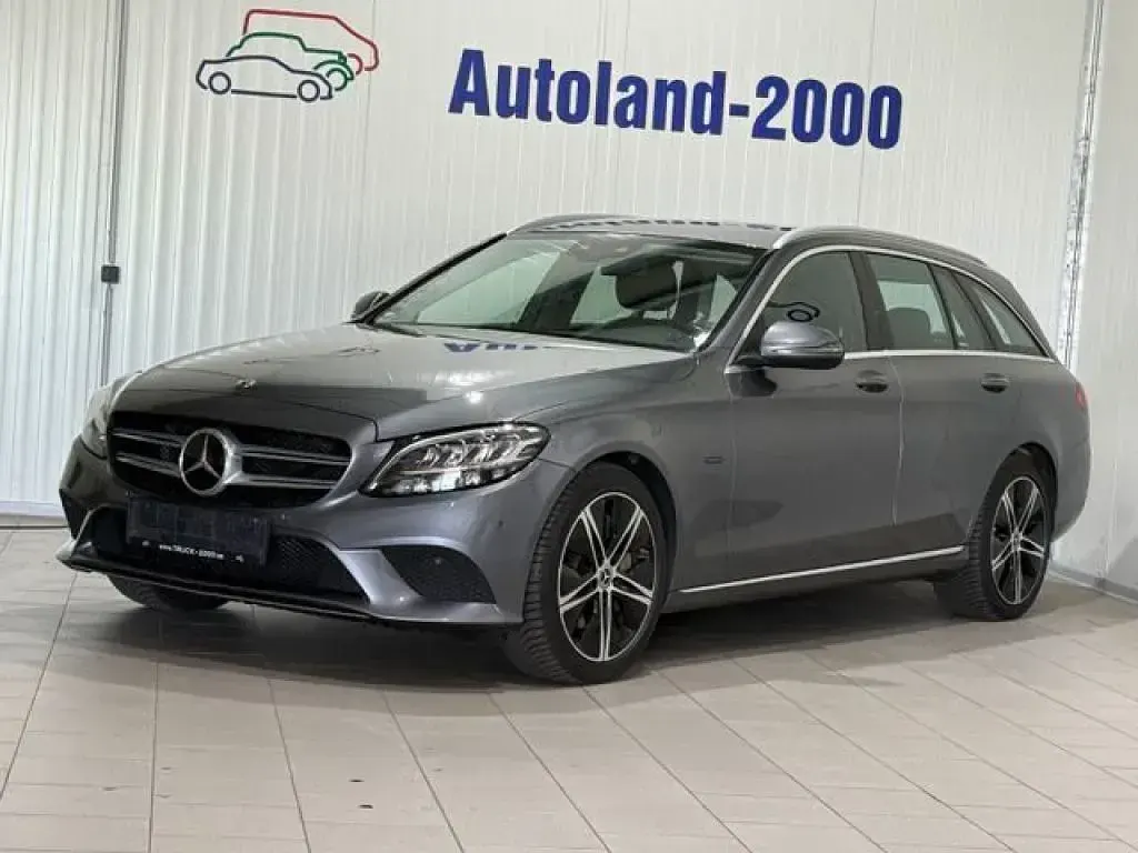 Gebraucht Mercedes C300e 194 PS (142 kW) 2020 Selenitgrau (metallic) Kombi