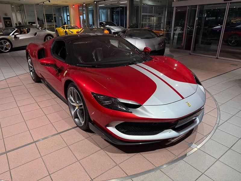 Gebraucht Ferrari 296 829 PS (609 kW) 2024 Rosso imola Cabrio