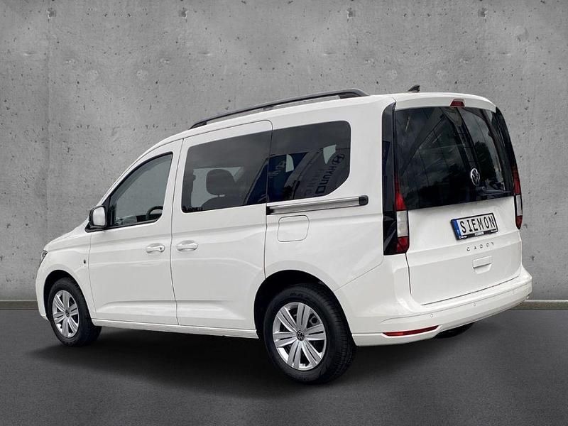 Gebraucht VW Caddy Basis 114 PS (83 kW) 2024 Weiss Van / Kleinbus