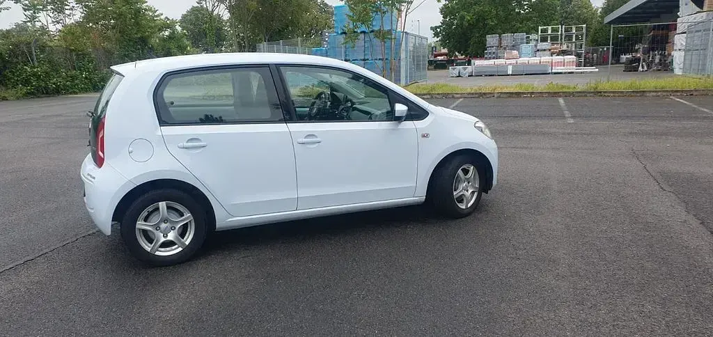 Używany VW up! move up! 75 KM (55 kW) 2012 Niebieski Hatchback