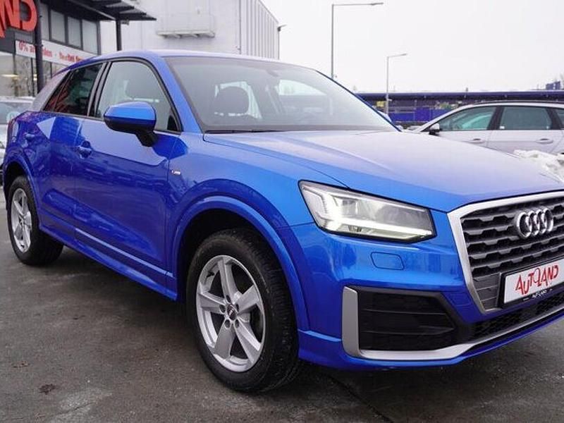 Gebraucht Audi Q2 S-Line 116 PS (85 kW) 2019 Blau SUV