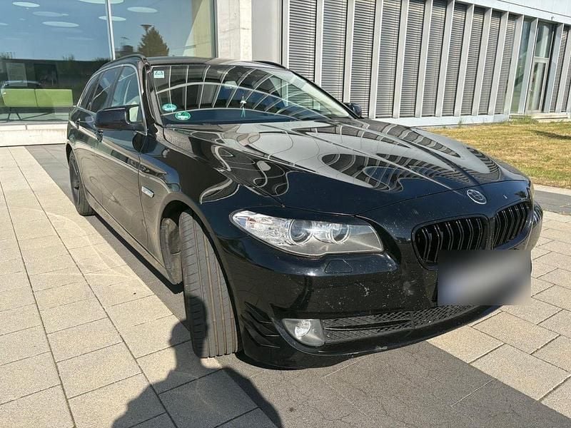 Second-hand BMW 530 258 CP (189 kW) 2012 Negru Break